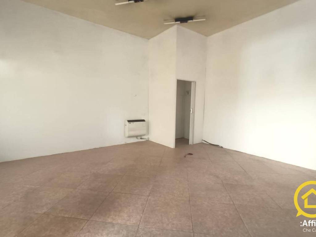 negozio in affitto a Cesena in zona Centro Storico