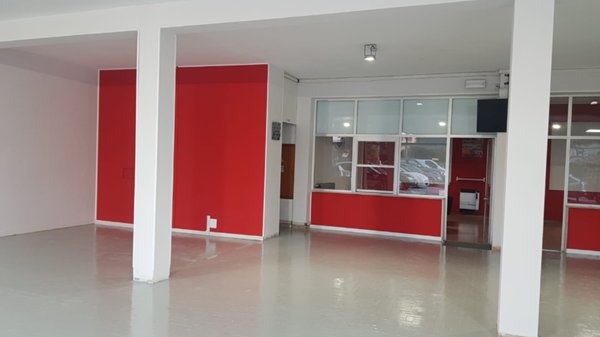 negozio in affitto a Cesena in zona Centro Storico