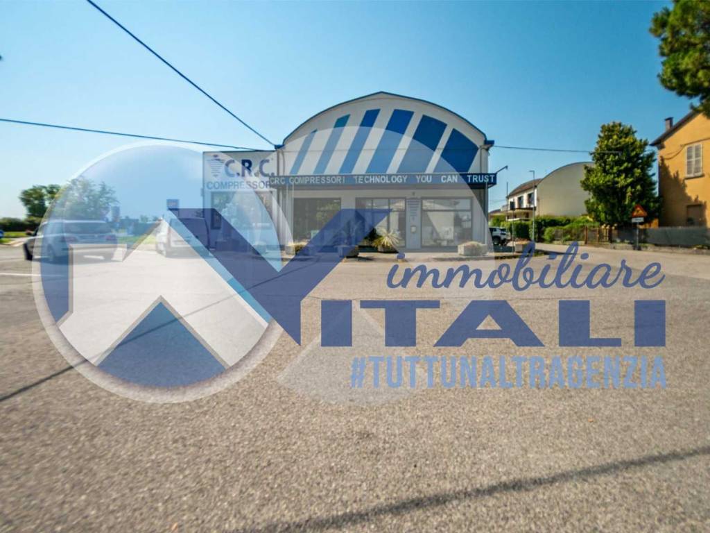 locale commerciale in affitto a Cesena in zona Calabrina