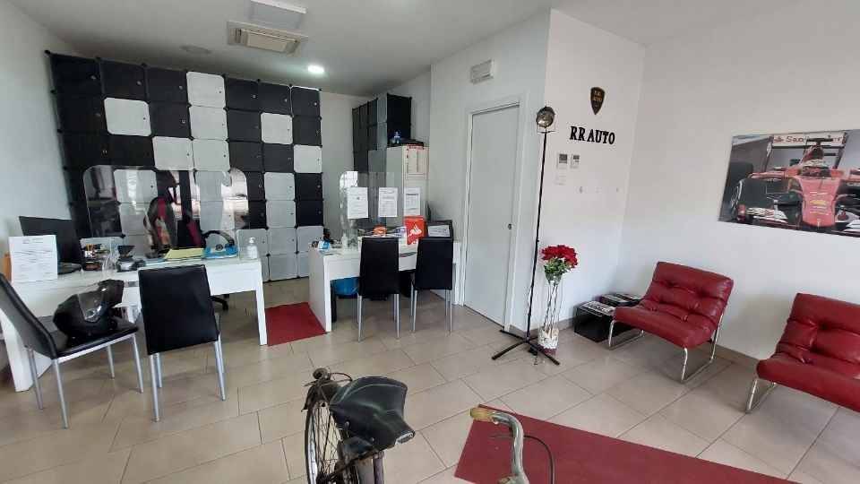 negozio in affitto a Cesena in zona Centro Storico
