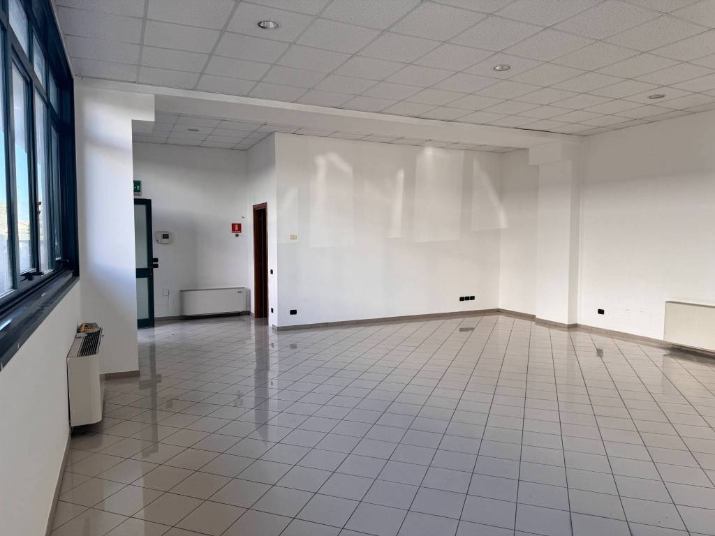 ufficio in affitto a Cesena in zona Marcorano