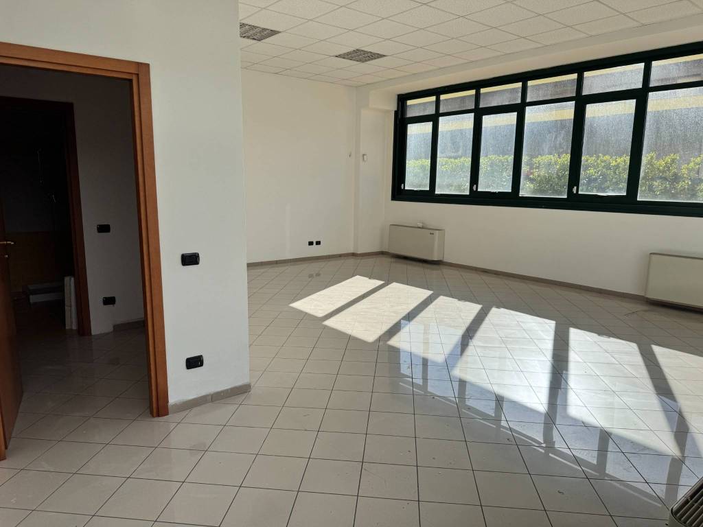 ufficio in affitto a Cesena in zona Marcorano