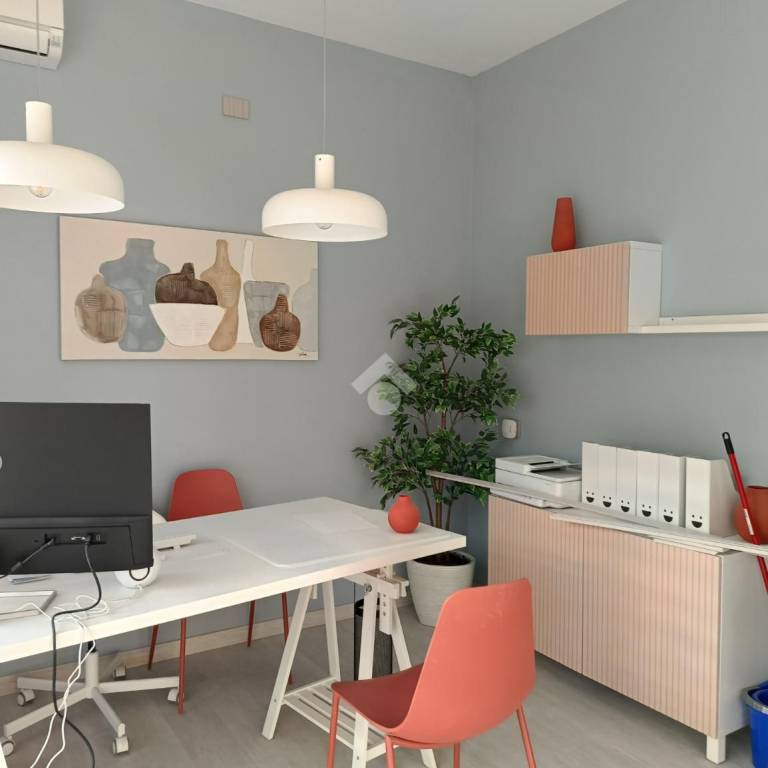 negozio in affitto a Cesena in zona Fiorenzuola