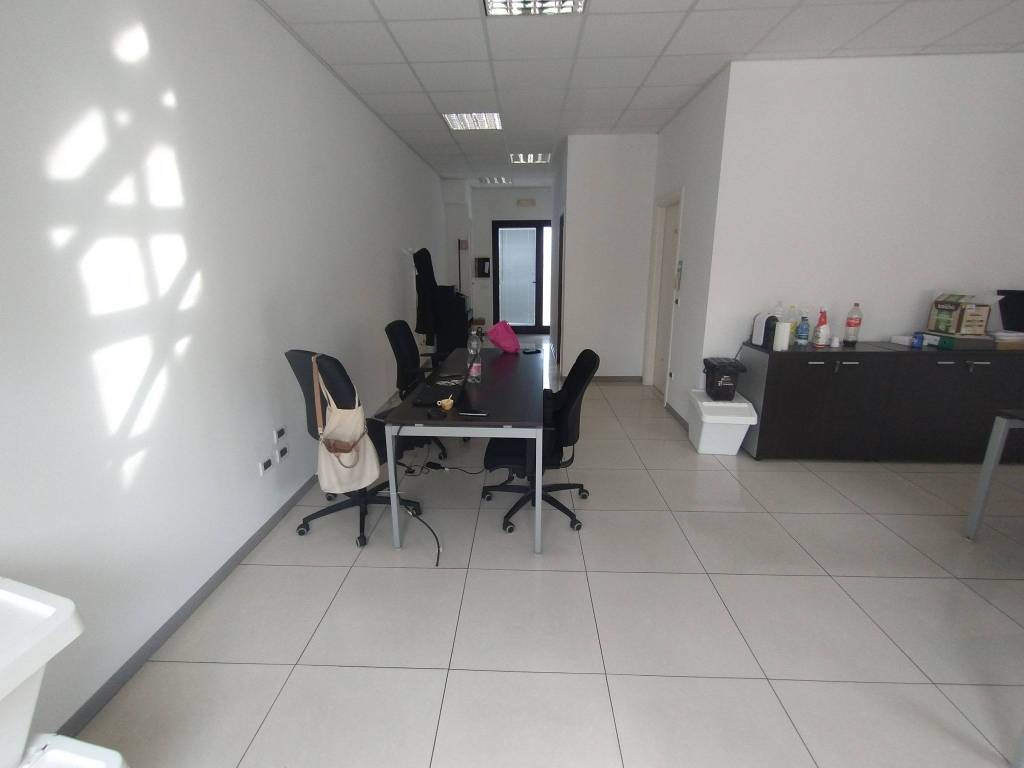 ufficio in affitto a Cesena in zona Marcorano