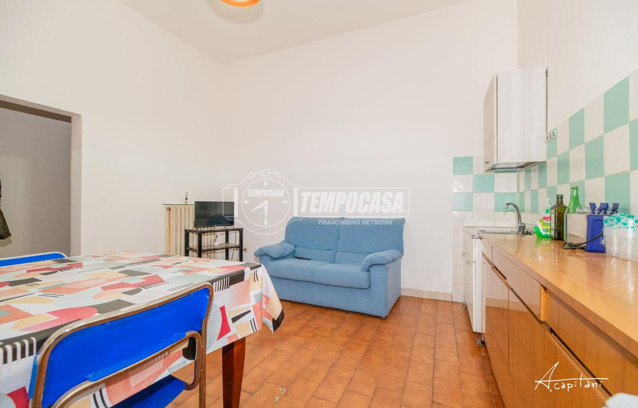 negozio in affitto a Cesena in zona Vigne