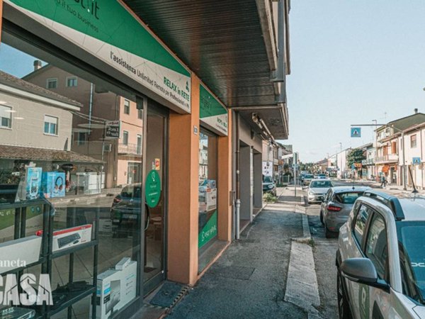 negozio in affitto a Cesena in zona Sant'Egidio