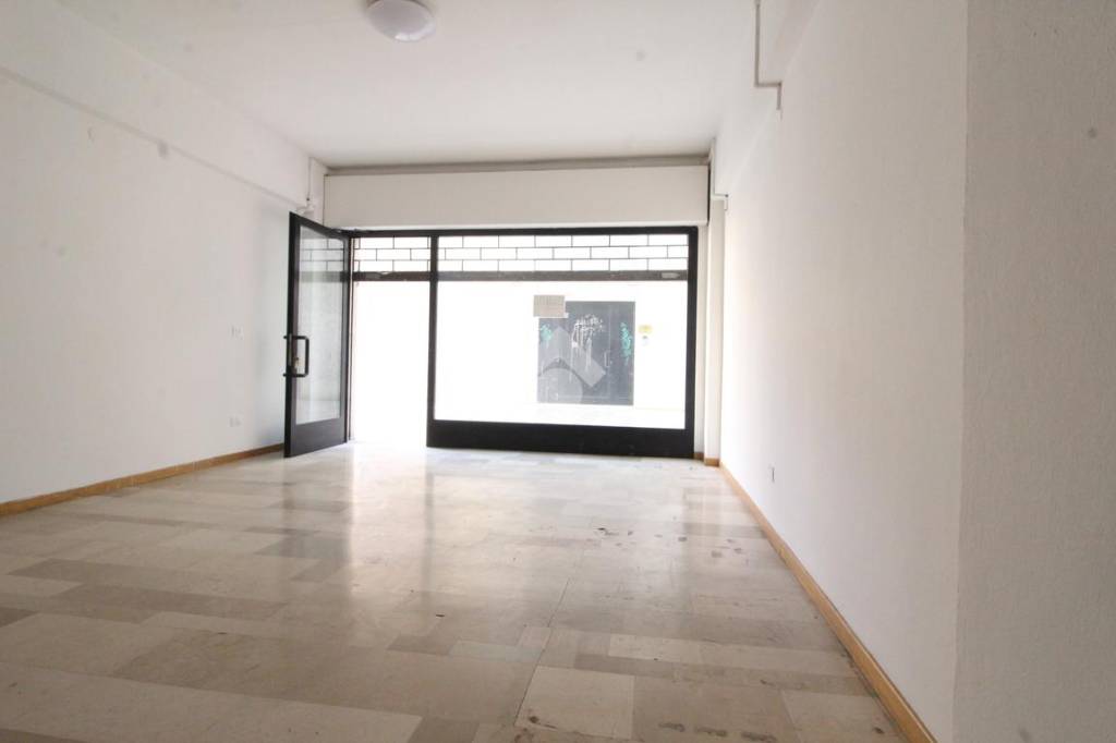 negozio in affitto a Cesena in zona Centro Storico