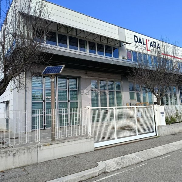 capannone in affitto a Cesena