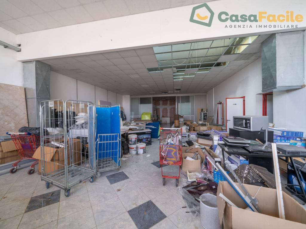 locale commerciale in affitto a Cesena in zona Centro Storico