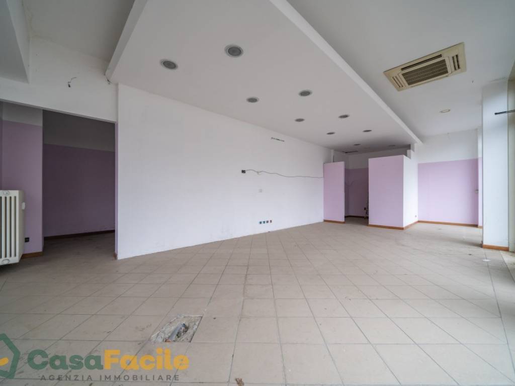 negozio in affitto a Cesena in zona Centro Storico