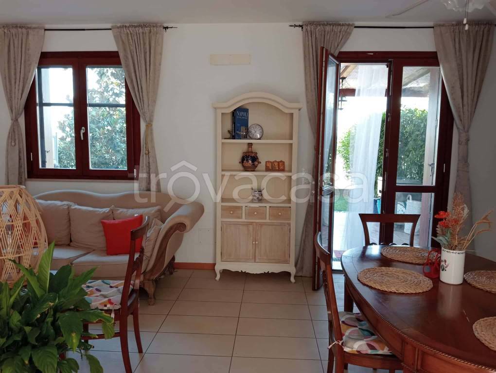 appartamento in affitto a Cesena in zona Macerone