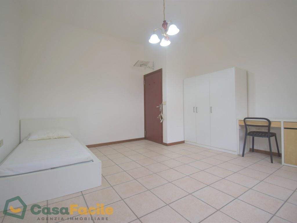 negozio in affitto a Cesena