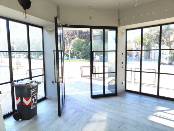 negozio in affitto a Cesena in zona Centro Storico