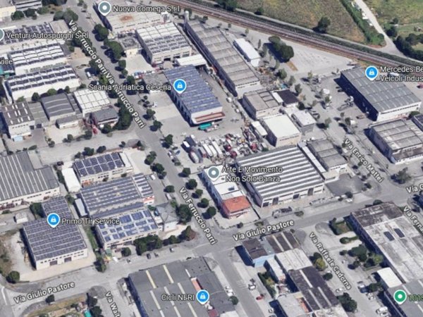 locale commerciale in affitto a Cesena in zona Torre del Moro