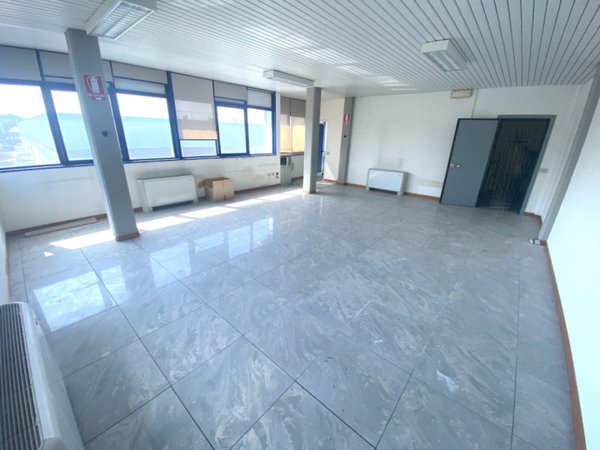ufficio in affitto a Cesena in zona Pievesestina