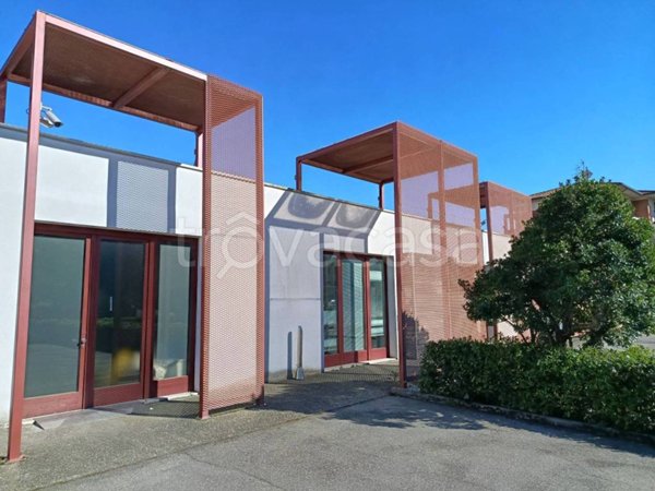 negozio in affitto a Cesena in zona Borello