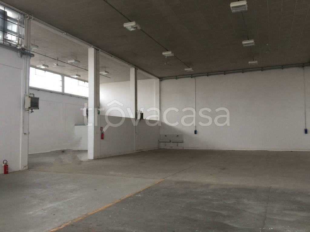 locale commerciale in affitto a Cesena in zona Centro Storico
