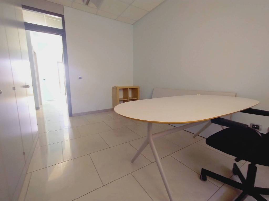 ufficio in affitto a Cesena in zona Marcorano