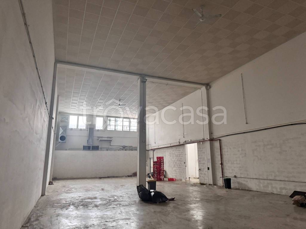 locale commerciale in affitto a Cesena in zona Centro Storico