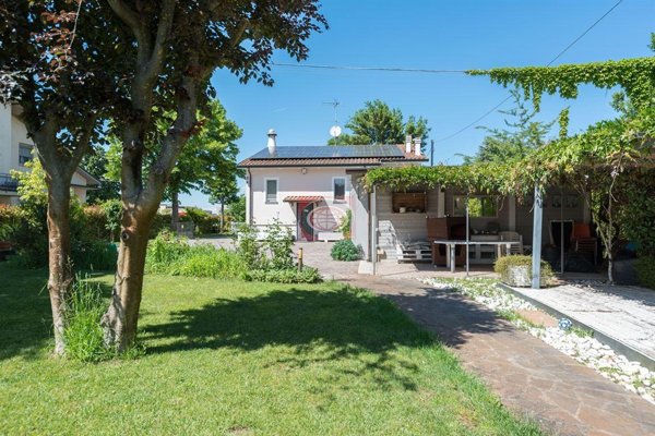 casa indipendente in affitto a Cesena in zona Villa Chiaviche