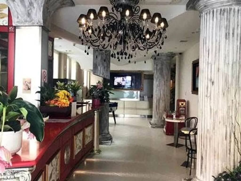 intera palazzina in affitto a Cesenatico