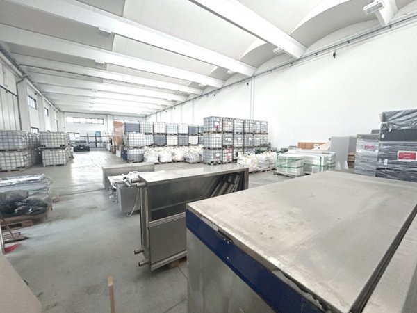 negozio in affitto a Cesenatico