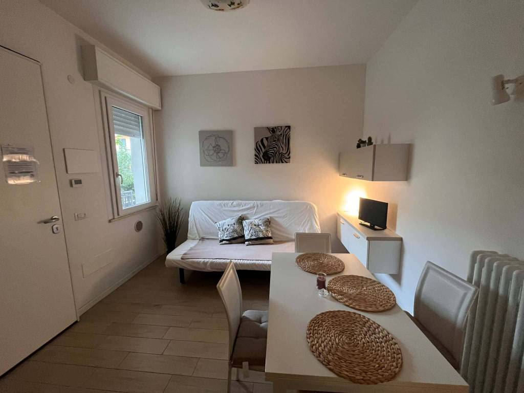 appartamento in affitto a Cesenatico in zona Valverde