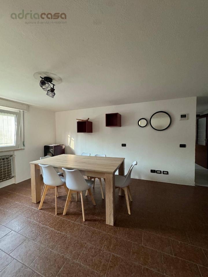 appartamento in affitto a Cesenatico in zona Villamarina