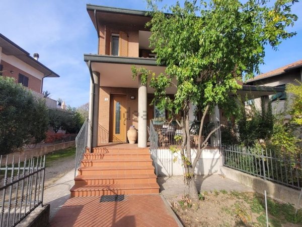 casa indipendente in affitto a Cesenatico