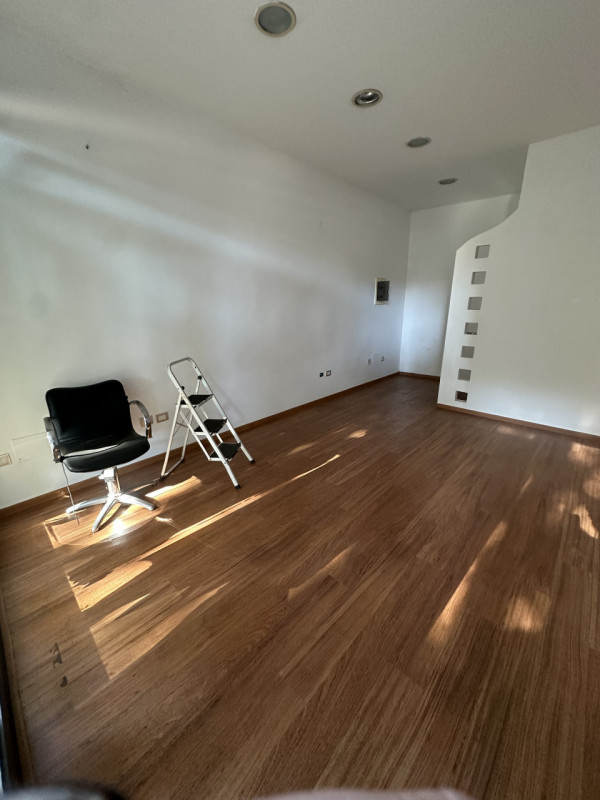 negozio in affitto a Cesenatico