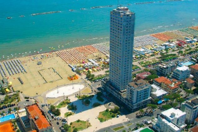 negozio in affitto a Cesenatico