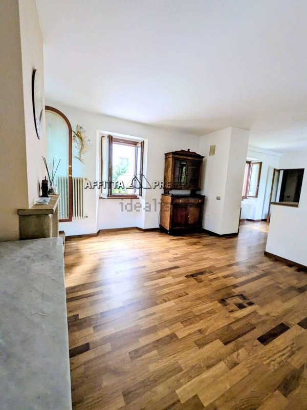 casa indipendente in affitto a Civitella di Romagna in zona Collina