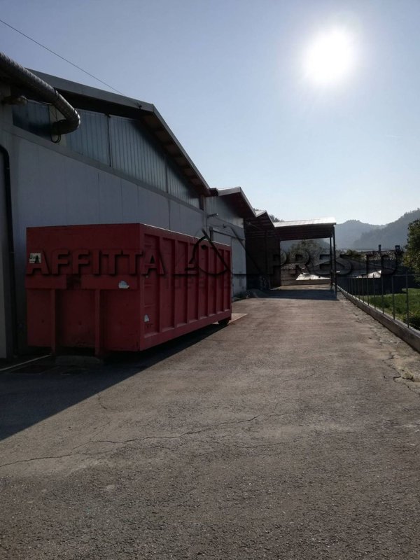 capannone in affitto a Dovadola