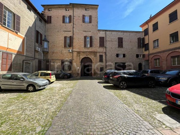 appartamento in affitto a Forlì in zona Centro Storico