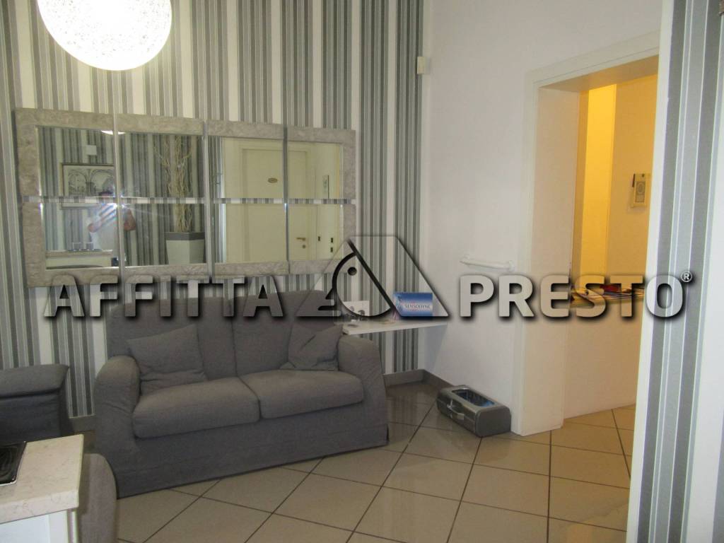 negozio in affitto a Forlì
