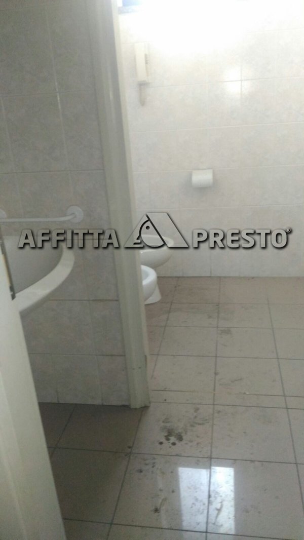 ufficio in affitto a Forlì in zona Ronco