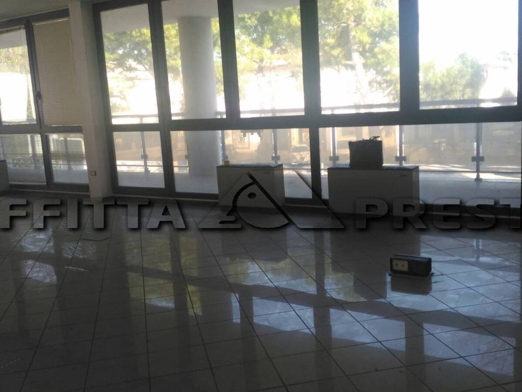 ufficio in affitto a Forlì in zona Musicisti / Grandi Italiani