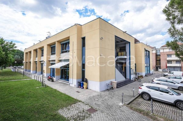 ufficio in affitto a Forlì in zona Ronco