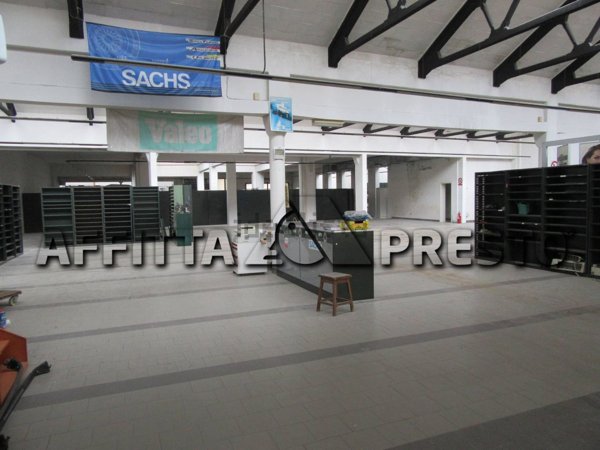 capannone in affitto a Forlì