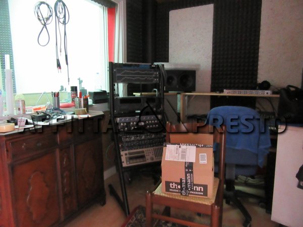 locale commerciale in affitto a Forlì