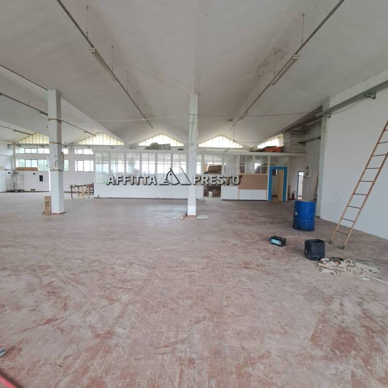 ufficio in affitto a Forlì in zona Villanova