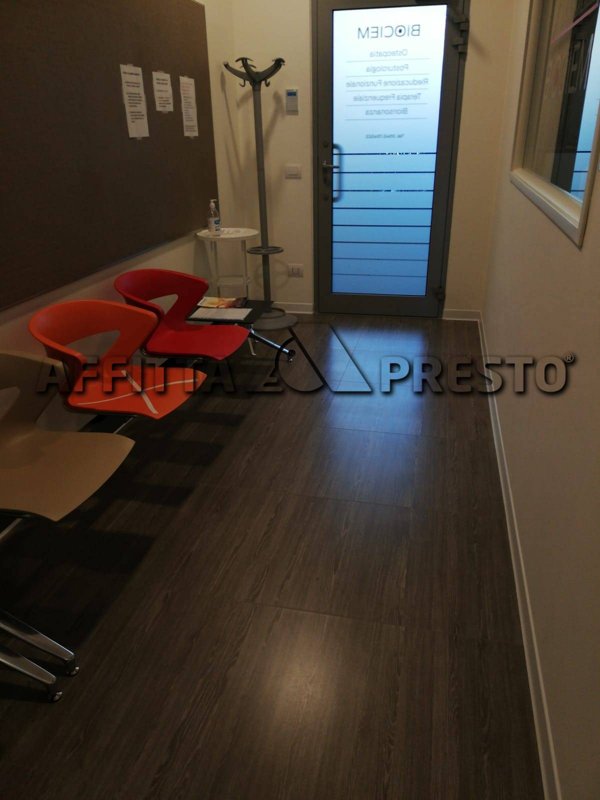 ufficio in affitto a Forlì