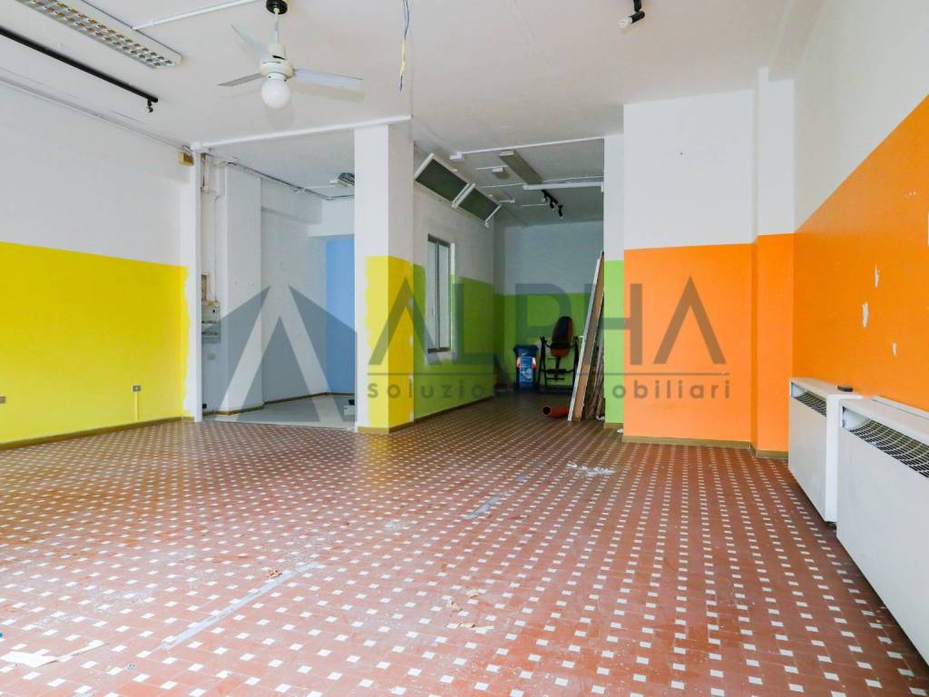 negozio in affitto a Forlì in zona Musicisti / Grandi Italiani