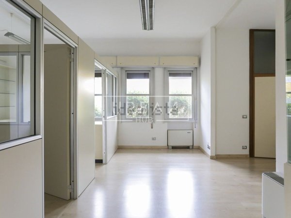 locale di sgombero in affitto a Forlì in zona Coriano