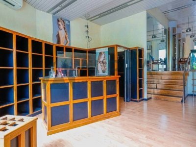 negozio in affitto a Forlì