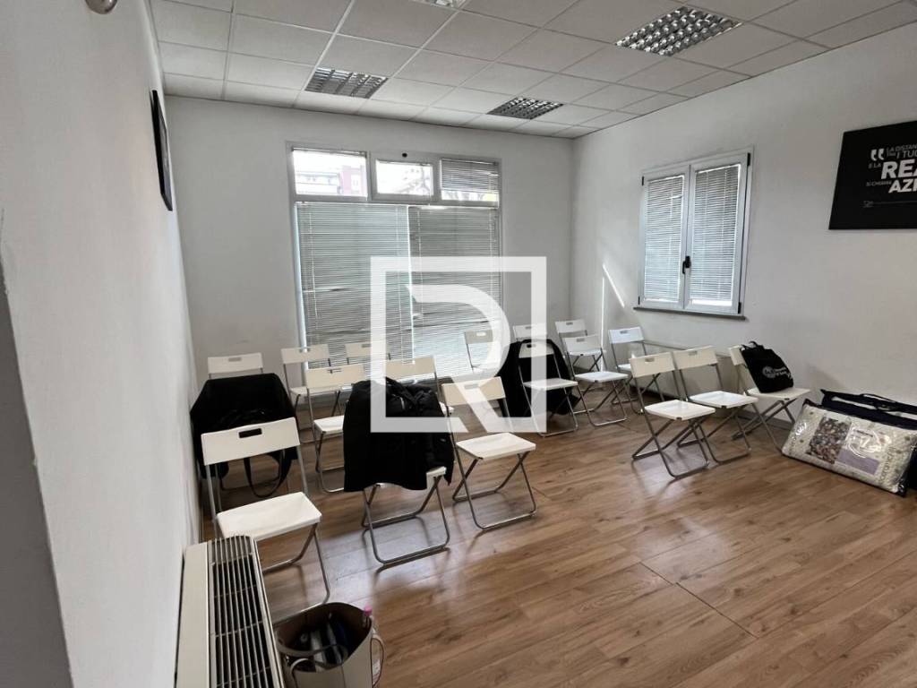 ufficio in affitto a Forlì in zona Coriano
