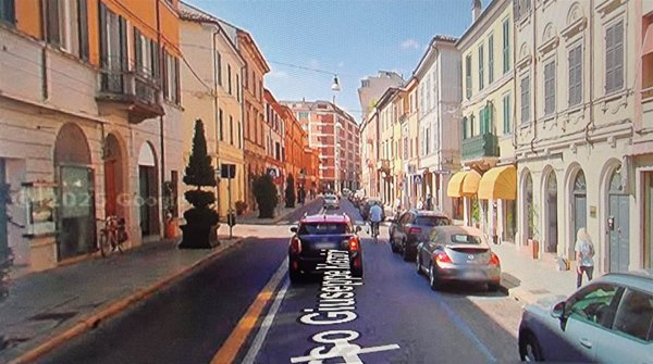 negozio in affitto a Forlì in zona Centro Storico