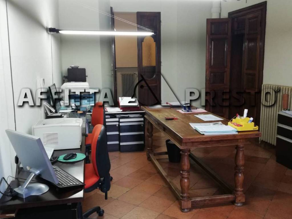 ufficio in affitto a Forlì