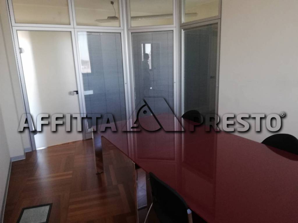 negozio in affitto a Forlì in zona Musicisti / Grandi Italiani