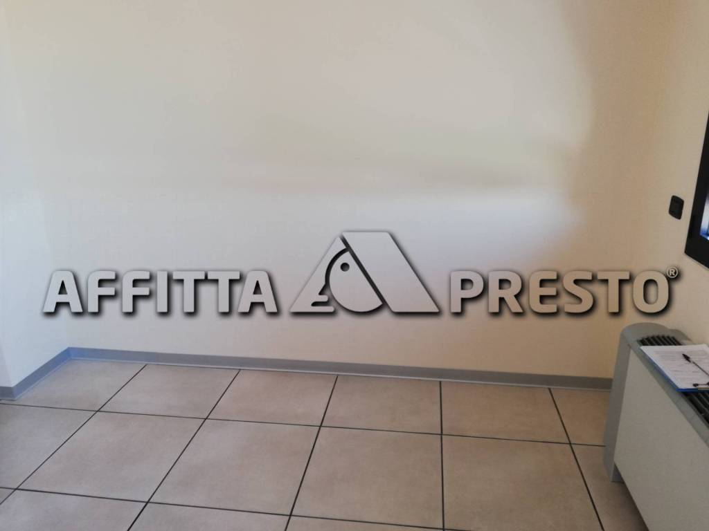 negozio in affitto a Forlì in zona Musicisti / Grandi Italiani